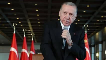 Cumhurbaşkanı Erdoğan: Yeni metro hattımız 31 Mart'a kadar ücretsiz