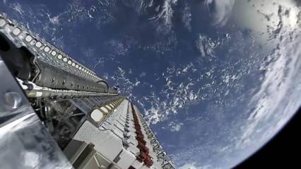 SpaceX durmuyor! Uzaya 22 Starlink uydusu daha fırlattı...