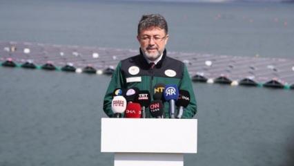 Bakan Yumaklı, Türkiye'nin ilk yüzer güneş enerjisi santralini inceledi