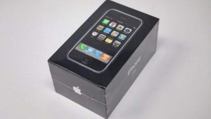 Kutusu açılmamış ilk iPhone çuval dolusu paraya satıldı!