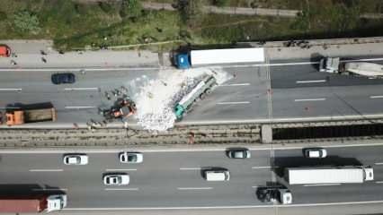 TEM Otoyolu'nda zincirleme kaza: İstanbul yönü trafiğe kapandı