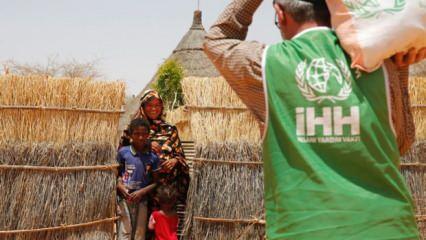 İHH'den savaşın sürdüğü Sudan'da ihtiyaç sahiplerine yardım