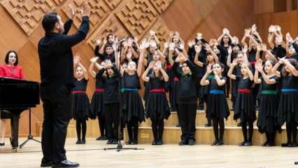 Devlet Çoksesli Çocuk Korosu'ndan 23 Nisan konseri