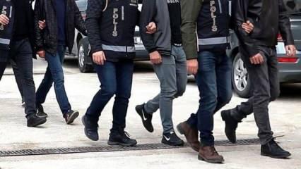 Yasa dışı yollarla sınırı geçmeye çalışan 4'ü FETÖ mensubu 9 kişi yakalandı