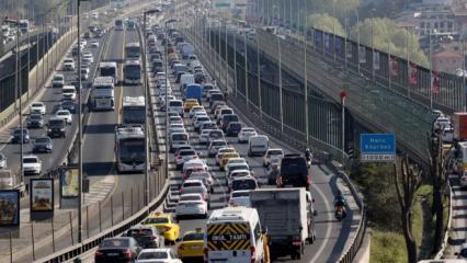 İstanbul'da trafik yoğunluğu yüzde 69'a kadar ulaştı!