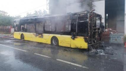 Sultanbeyli'de seyir halindeki İETT otobüsü alev alev yandı