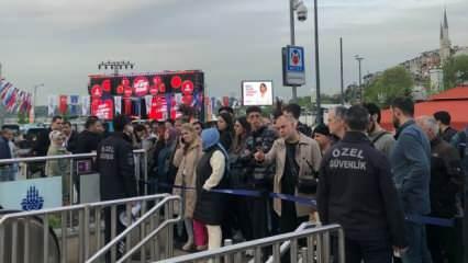 Üsküdar-Samandıra 'M5' Metro Hattı'nda arıza! Güvenlik girişleri kapattı
