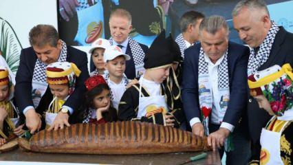 Esenler'de Gazzeli çocuklar barış ekmeği pişirdi