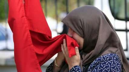 Şehitliklerde buruk Anneler Günü: Acıları ilk günkü gibi taze!