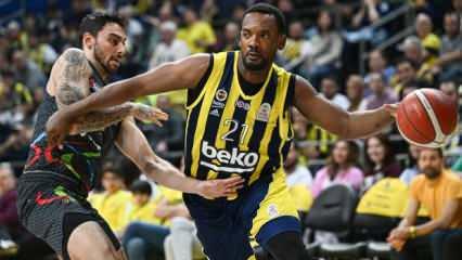 Fenerbahçe Beko'dan Aliağa'ya 30 sayı fark