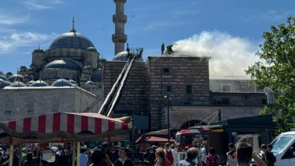 Mısır &Ccedil;arşısı'nda yangın &ccedil;ıktı