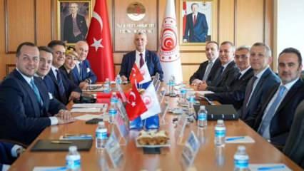 Hedefimiz; ticaret hacmimizi 1 milyar dolara çıkartmak