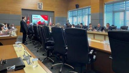 'Tarihi gündeyiz' deyip duyurdu, Toplantı başladı! Dijital Telif Yasası'nda önemli adım...