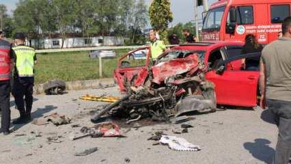 Sakarya'da korkunç kaza: 2 kişi olay yerinde can verdi