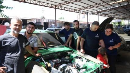 Adanalılardan kavurucu sıcaklara ilginç çözüm! Eski araçlara ev tipi klima taktırıyorlar