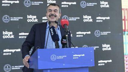 Bakan Tekin: Yepyeni bir müfredatı hayata geçirdik