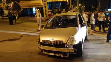 Adana'da minibüs ile otomobil çarpıştı: 4 yaralı