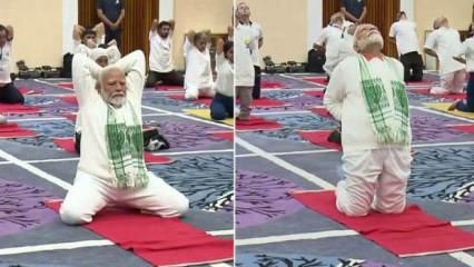 Modi'den Keşmir'de yoga