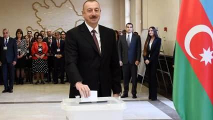 Azerbaycan'da erken seçim gündemi
