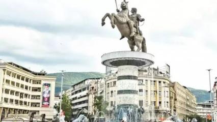 Büyük İskender mirasını paylaşamıyorlar