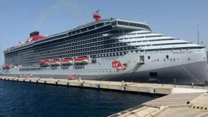 Bodrum'a "Resilient Lady" kruvaziyeriyle 2 bin 403 turist geldi