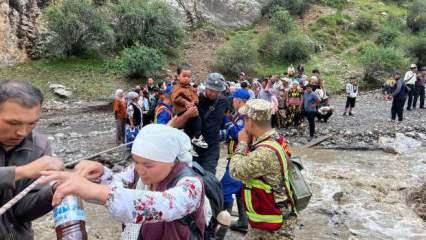 Kırgızistan'da sel felaketi: Çok sayıda ölü var