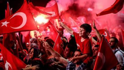 İstanbul Valiliği'nden vatandaşlara 15 Temmuz'da 'bayrak asma' çağrısı