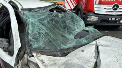 İstanbul'da feci ölüm: Aracın camından fırladı!
