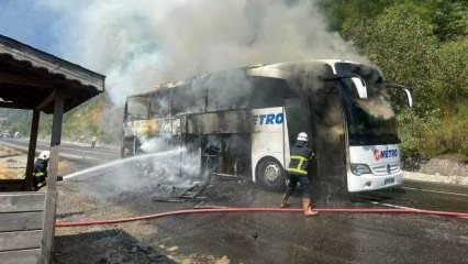 Kastamonu'da yolcu otobüsü yandı