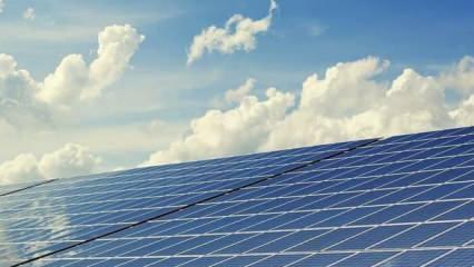 Küresel güneş enerjisi kurulu kapasitesinin yıl sonunda 2 teravatı aşması bekleniyor