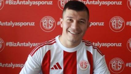 Alex istedi! Eski Rizesporlu 2 yıllık imzayı attı