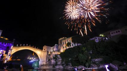 Mostar Köprüsü’nün 20’nci yılı etkinliklerle kutlandı