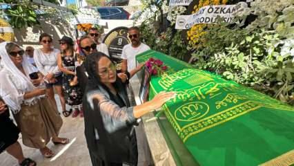 Safiye Soyman'ın oğlu Harun Akaröz Bodrum'da toprağa verildi