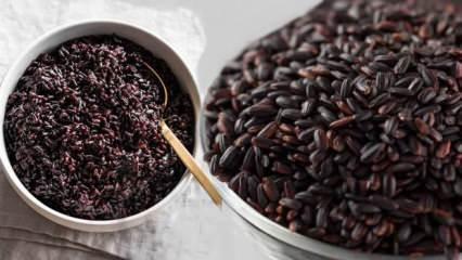 Tansiyonu d&uuml;ş&uuml;r&uuml;yor, kolesterol&uuml; bitiriyor! "İmparatorluk pirinci" olarak bilinen siyah pirincin faydaları nelerdir, nerede yetişir? Siyah pirin&ccedil; nasıl pişirilir?