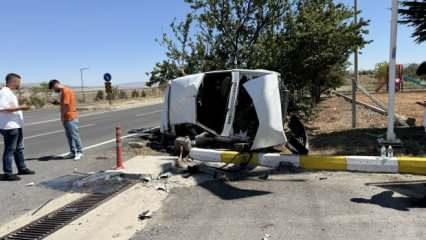 Nevşehir'de devrilen otomobildeki 5 kişi yaralandı