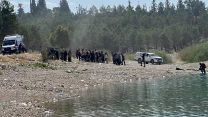 Şanlıurfa'da baraj g&ouml;l&uuml;ne giren 2 kişi boğuldu