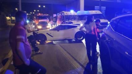 Ümraniye'de 15 milyonluk lüks araç ticari taksiye çarptı: 1 yaralı