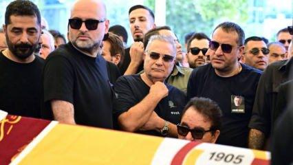 Aydemir Akbaş'ın cenaze töreninde arbede! Şafak Sezer isyan etti