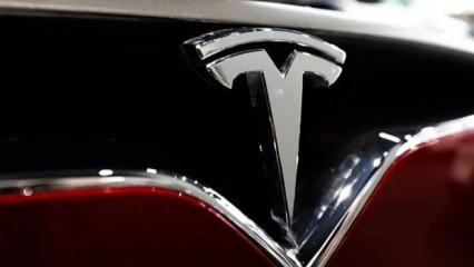 Tesla 3 milyonuncu aracını üretti