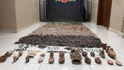 Baskın yapılan evden 15 bin 301 tarihi eser çıktı
