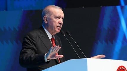 Erdoğan'dan kılıç yorumu: Kendini bilmezler temizlenecek - Gazete manşetleri