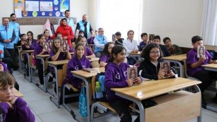 TDV &ouml;ğrencilere Kur&rsquo;an-ı Kerim hediye edecek