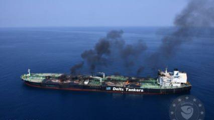 Kızıldeniz’de yangının sürdüğü tanker gemisine kurtarma operasyonu