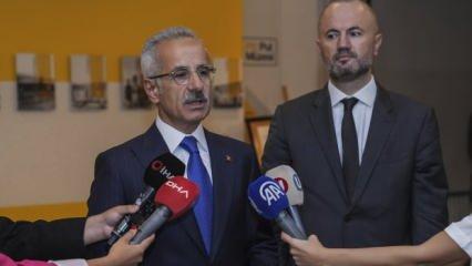 Bakan Uraloğlu PTT Pul Müzesi'ni ziyaret etti
