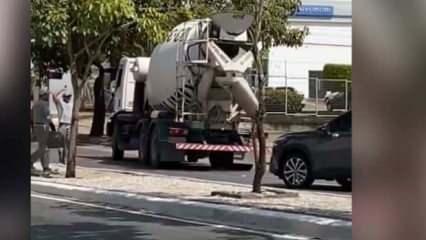 Üzerine freni patlayan beton mikseri gelen sürücünün soğukkanlılığı büyük beğeni topladı