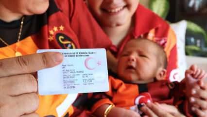 Fanatik çift çocuklarına Galatasaray'ın oyuncu 'Icardi' adını verdi