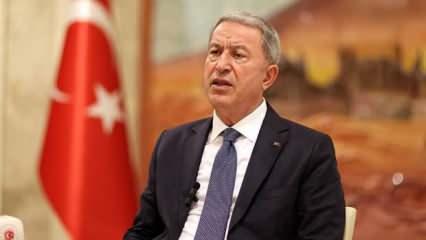 Hulusi Akar'dan Kıbrıs açıklaması! "İki devletli çözümü kabullenin"