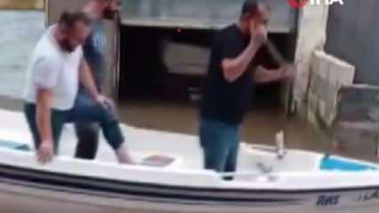 Burası Venedik değil Adana: Sokakta kayıkla gezdiler!