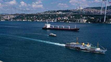 İstanbul Boğazı'nda gemi trafiği çift yönlü askıya alındı