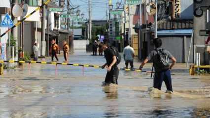 Japonya’da sel paniği!  4 şehirde 50 bin kişi için toplu tahliye